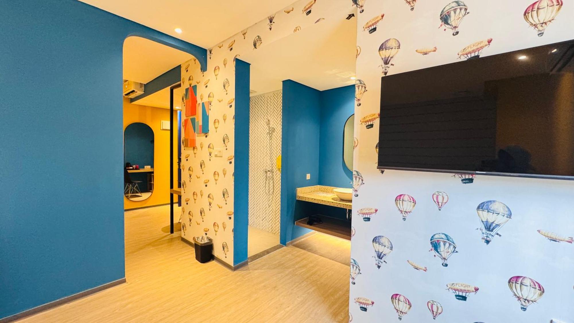 Yellow Bee Resort Cililitan Jakarta Kültér fotó