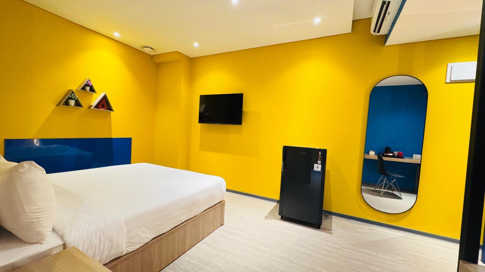 Yellow Bee Resort Cililitan Jakarta Kültér fotó