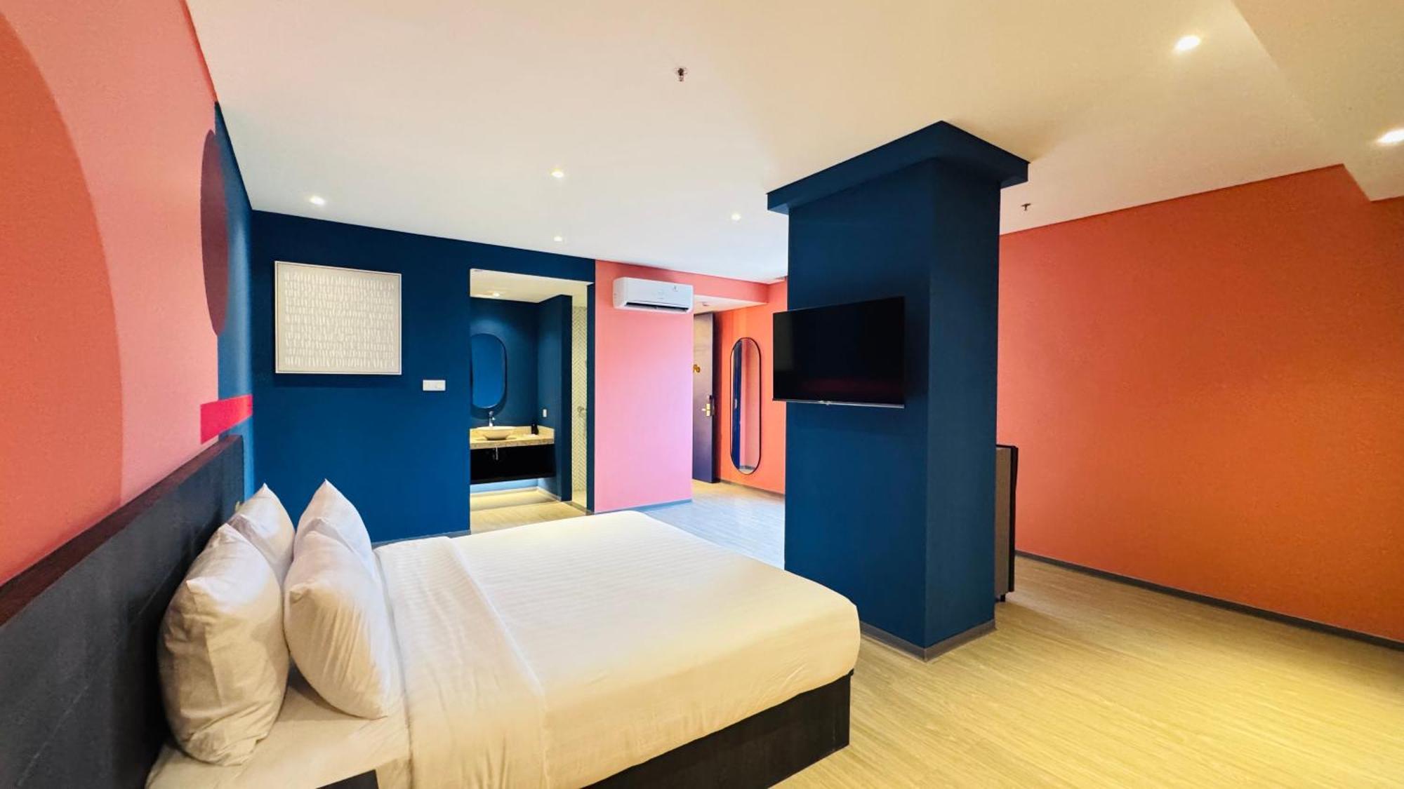 Yellow Bee Resort Cililitan Jakarta Kültér fotó