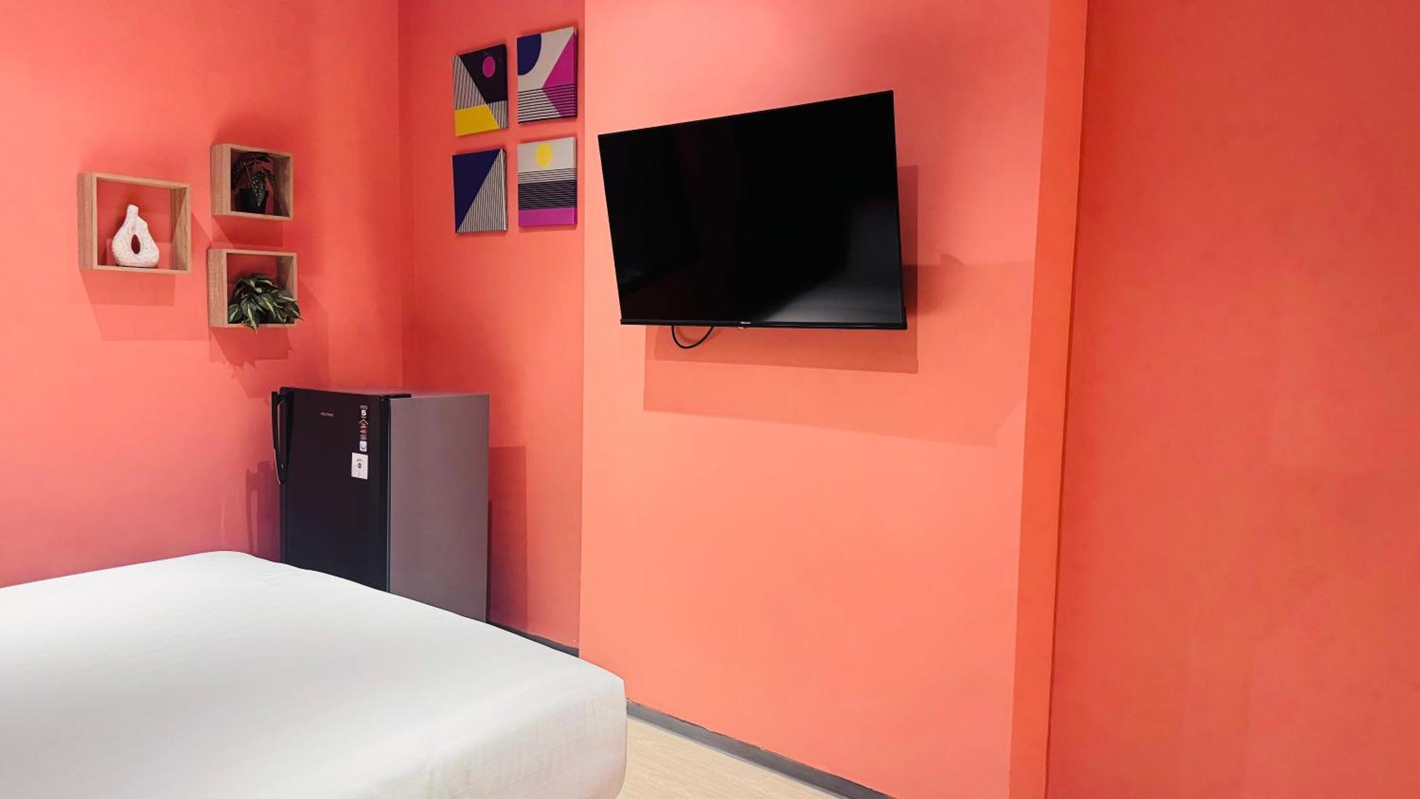 Yellow Bee Resort Cililitan Jakarta Kültér fotó
